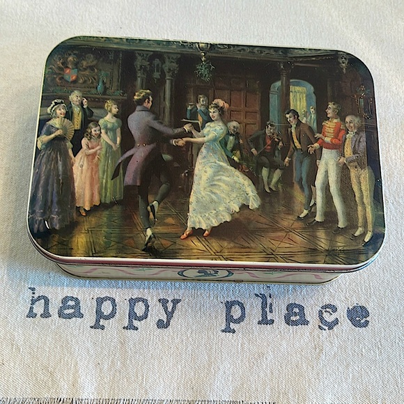 VINTAGE Thorne’s Toffee Tin Box/Christmas Dance Scene - Picture 1 of 7